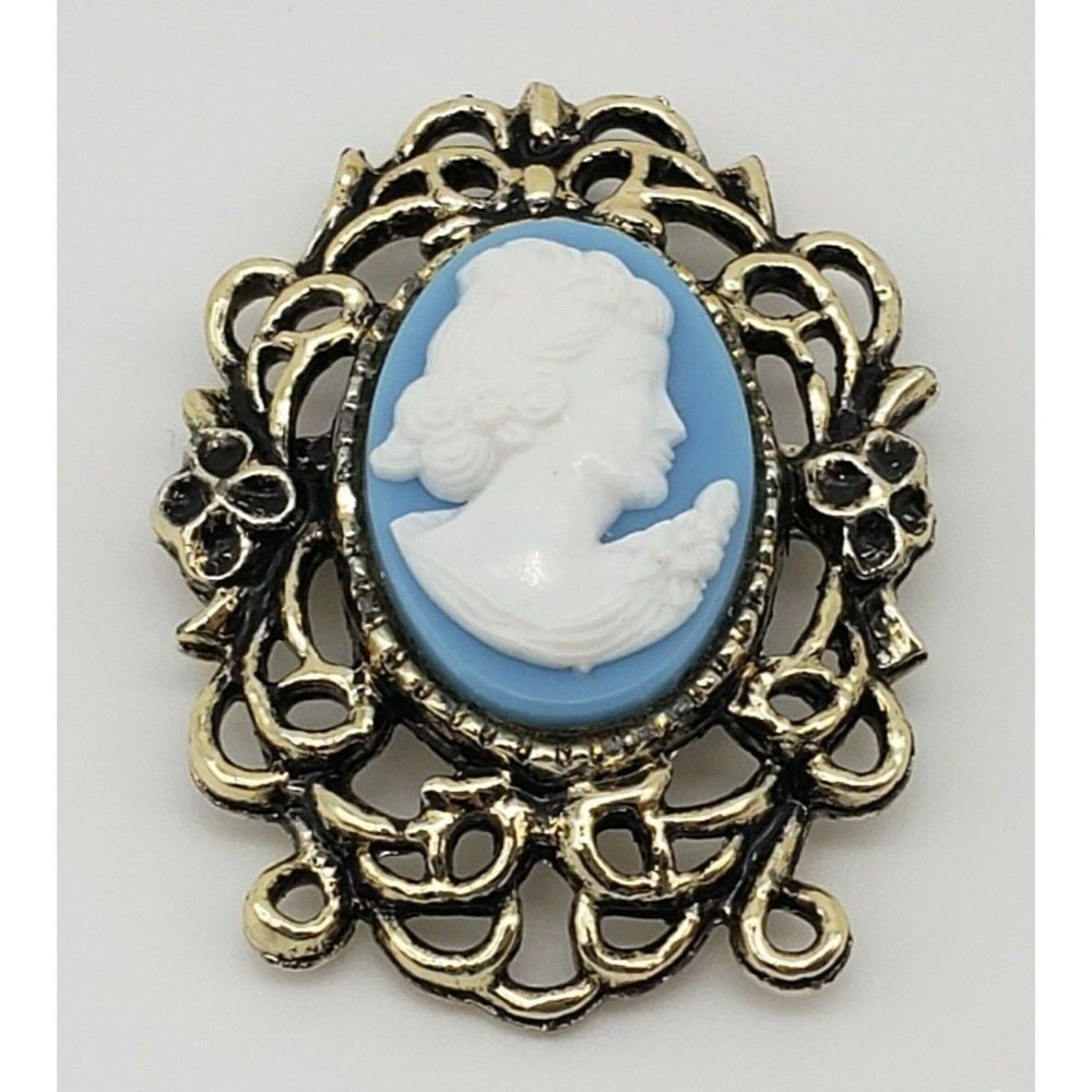 Cameo Pendant Brooch Pin White Blue Lucite Victorian Gold Tone Ornate Vintage